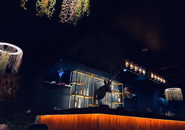 THE SPHINX Rooftop & Kitchen